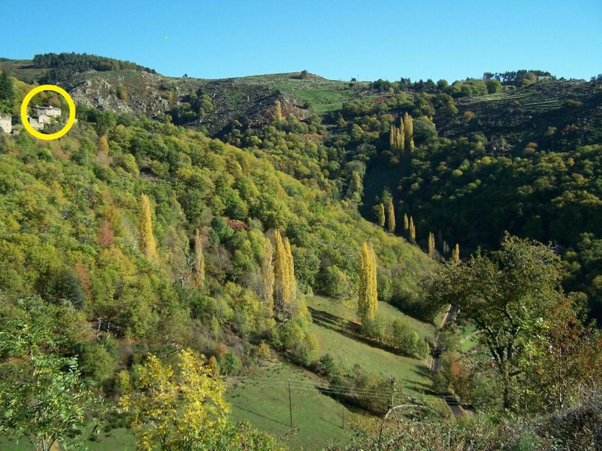 Gite De Chapeleche Les Chataigniers Gluiras Exterior photo